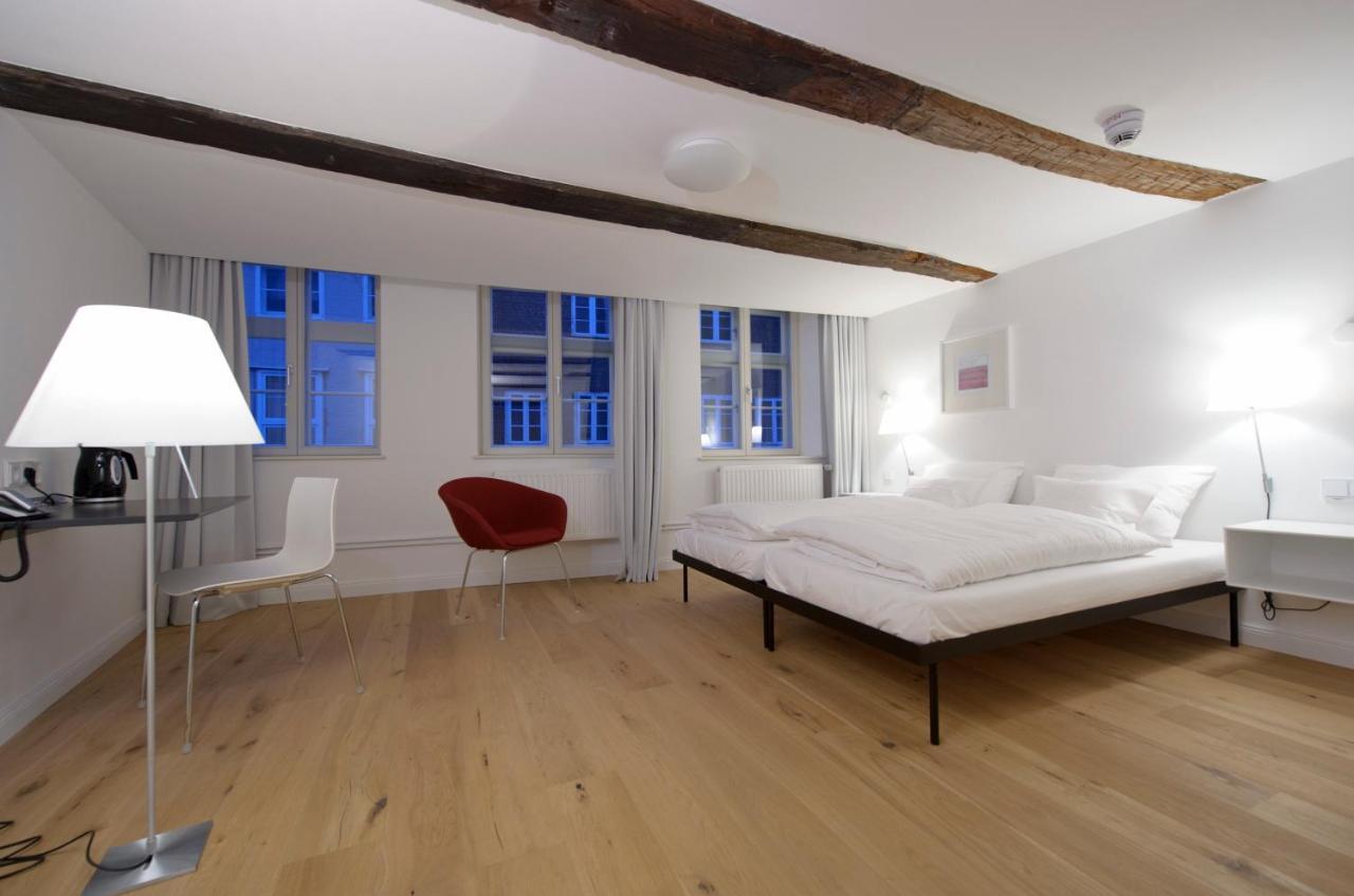 Einzigartig - Das Kleine Hotel Im Wasserviertel Lüneburg Buitenkant foto